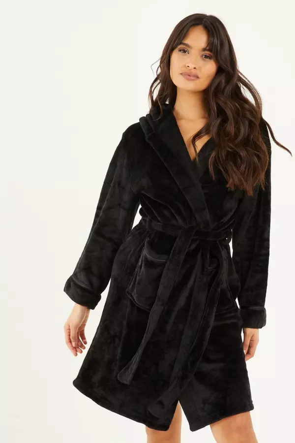 Black Hooded Fleece Robe
