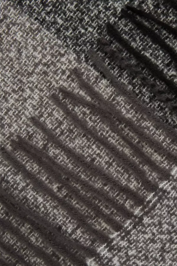 Grey Check Knit Scarf
