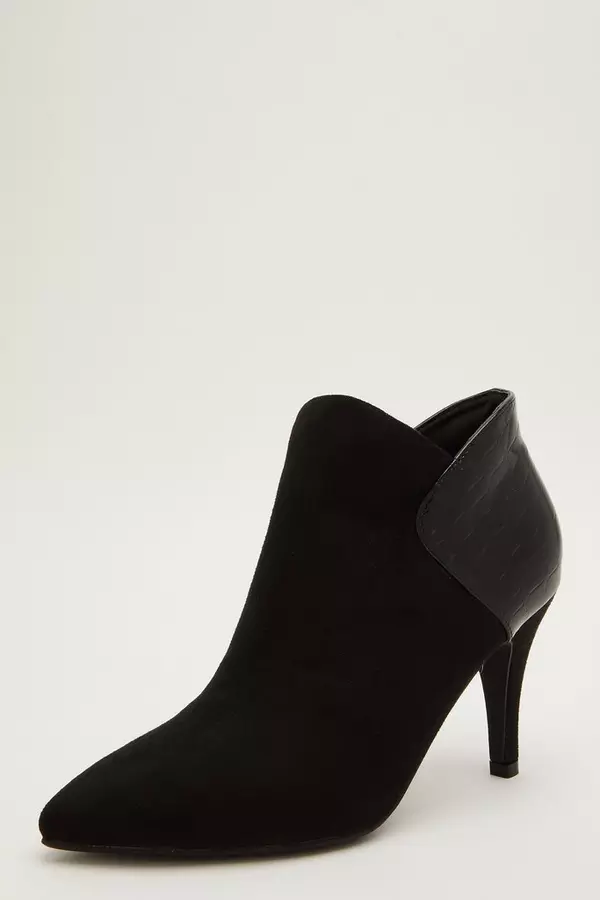 Black Faux Suede Heeled boot