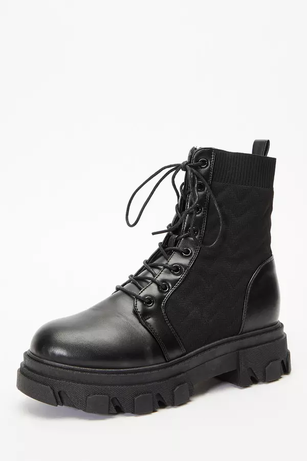 Black Lace Up Knitted Boots