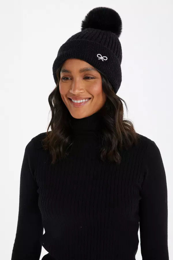 Black Knitted Faux Fur Bow Hat