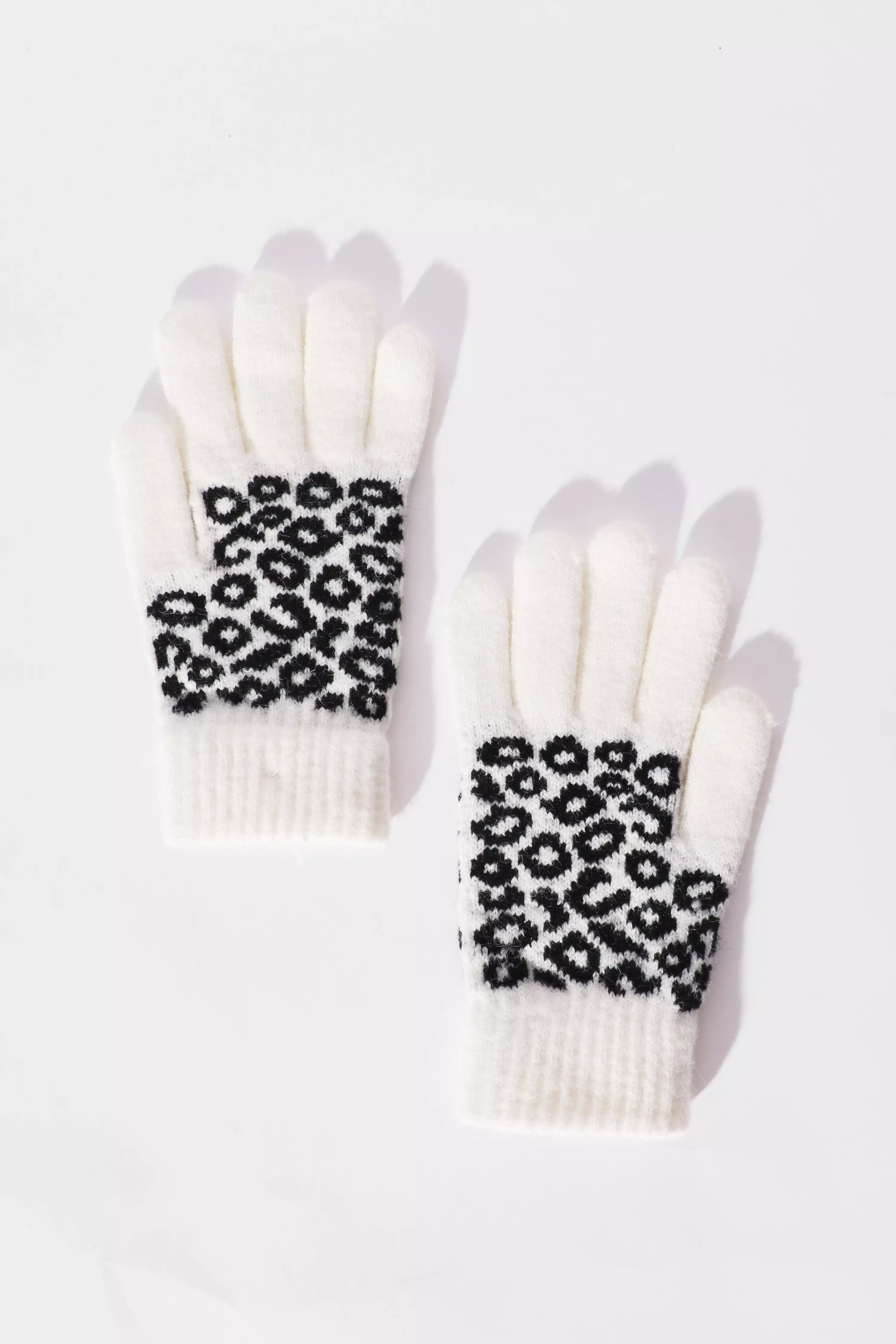 White Leopard Print Knit Gloves