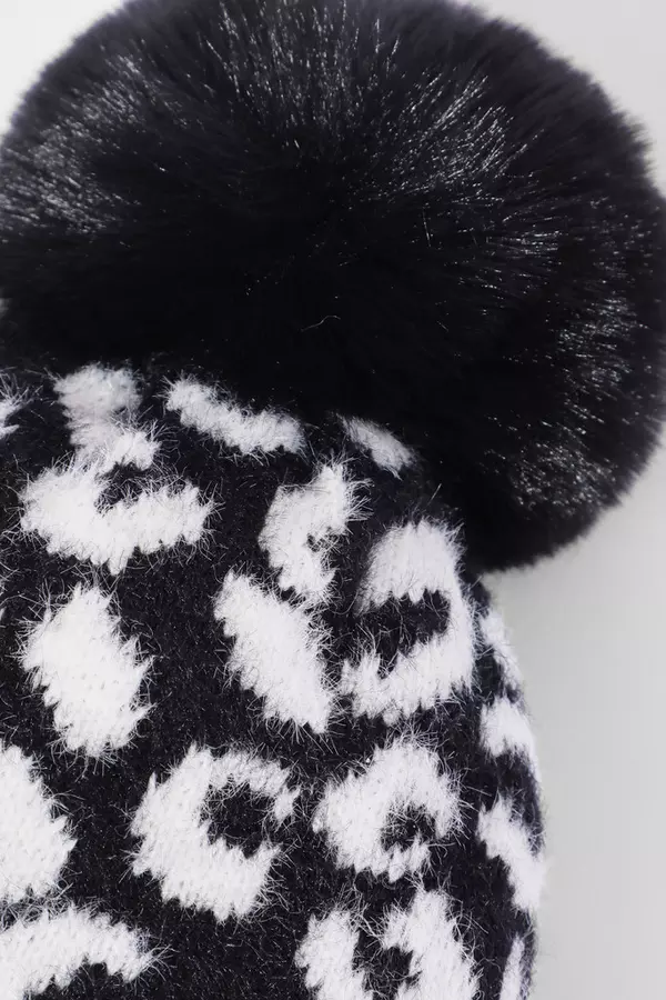 Black Leopard Print Knit Hat