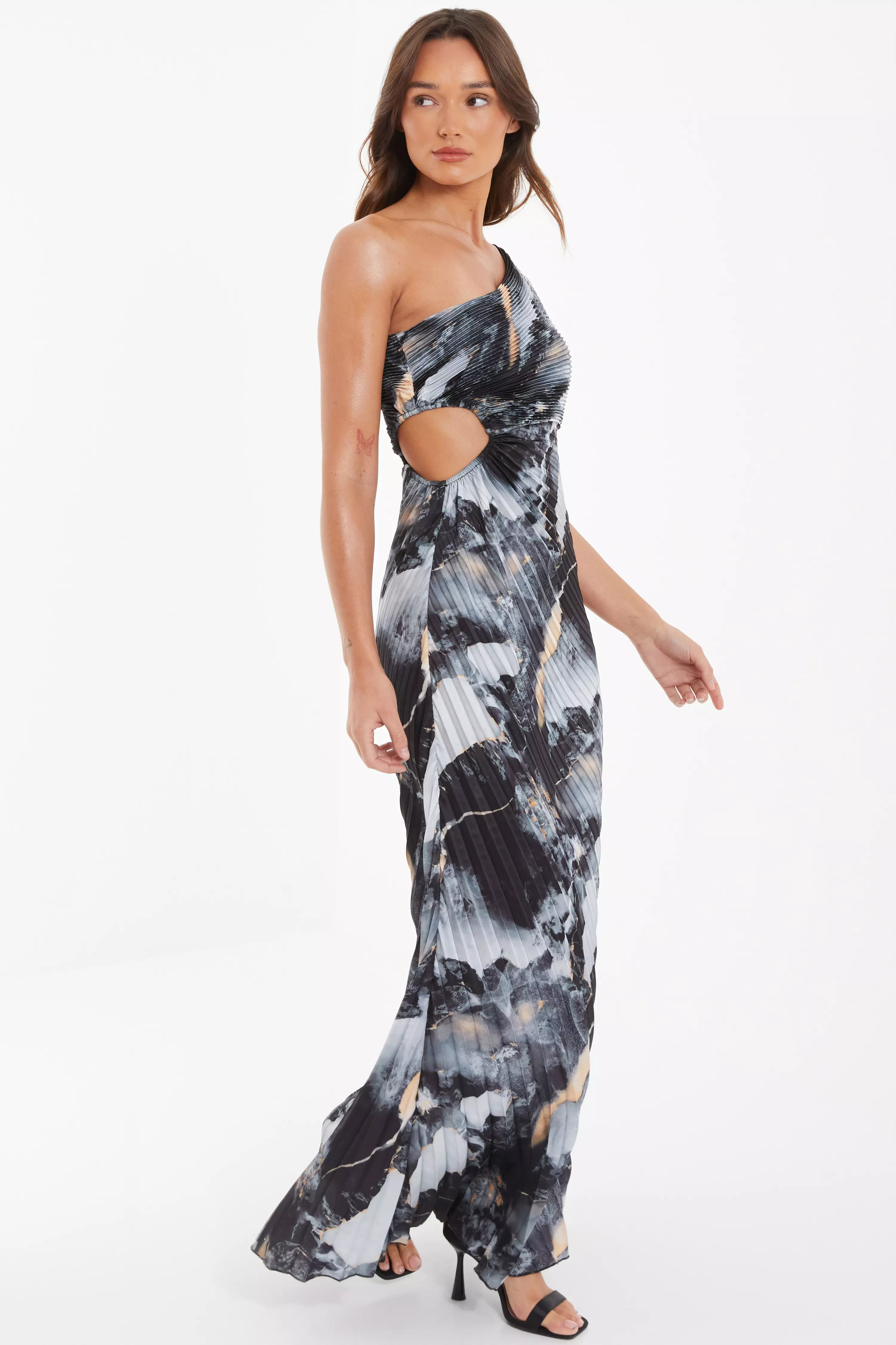 Grey Marble Print Pleated Maxi Dress