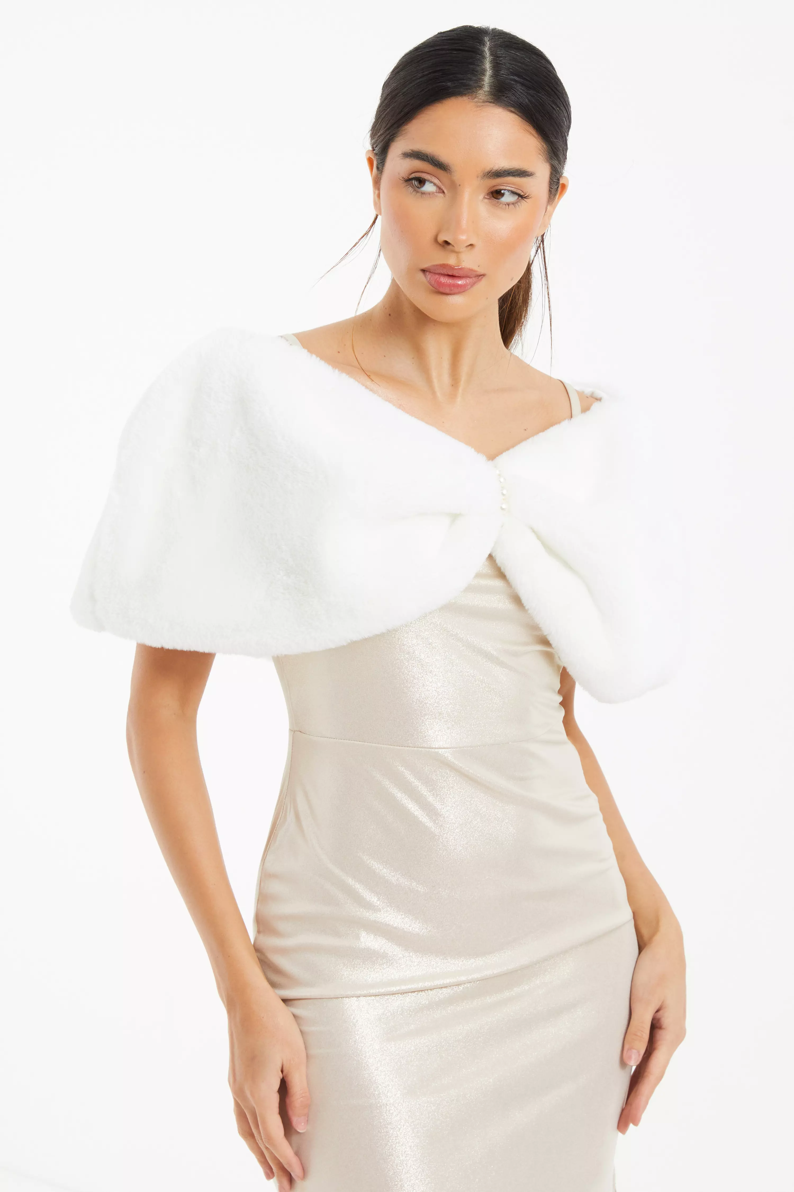 White Faux Fur Pearl Trim Wrap