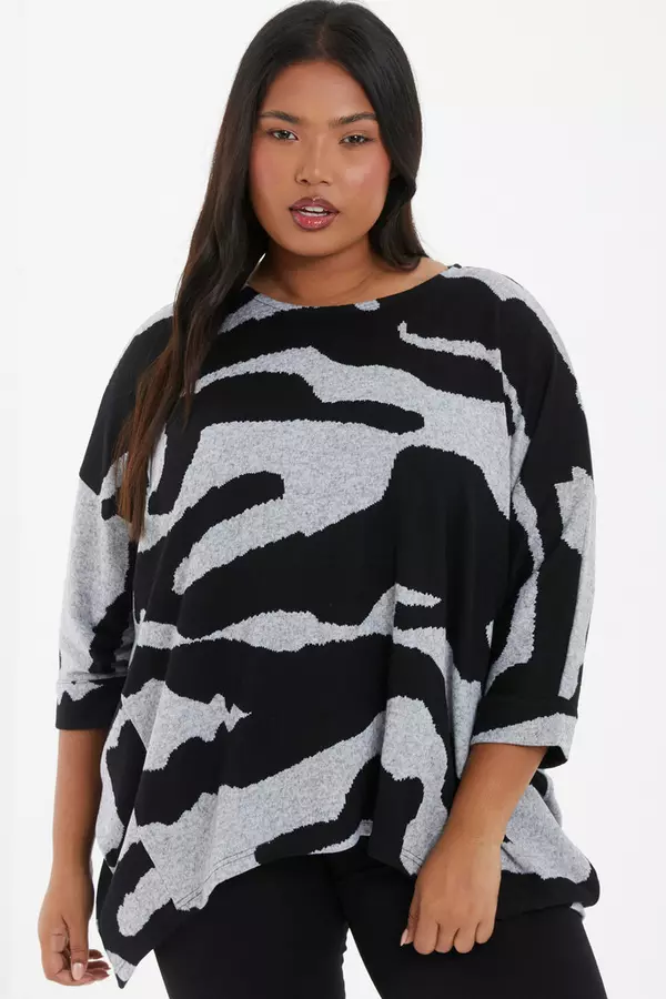 Curve Grey Absract Print Batwing Top