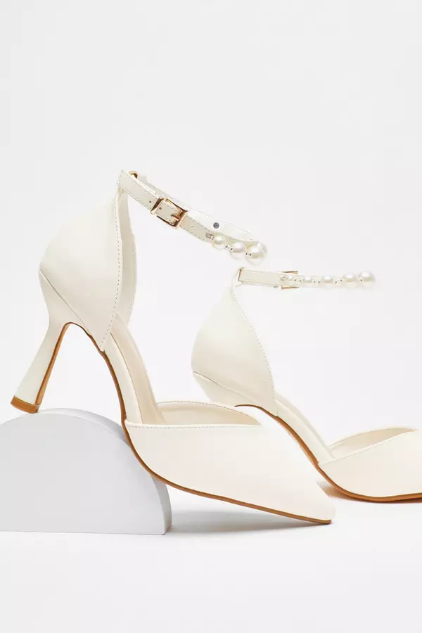 Bridal Faux Leather Pearl Ankle Strap Court Heels