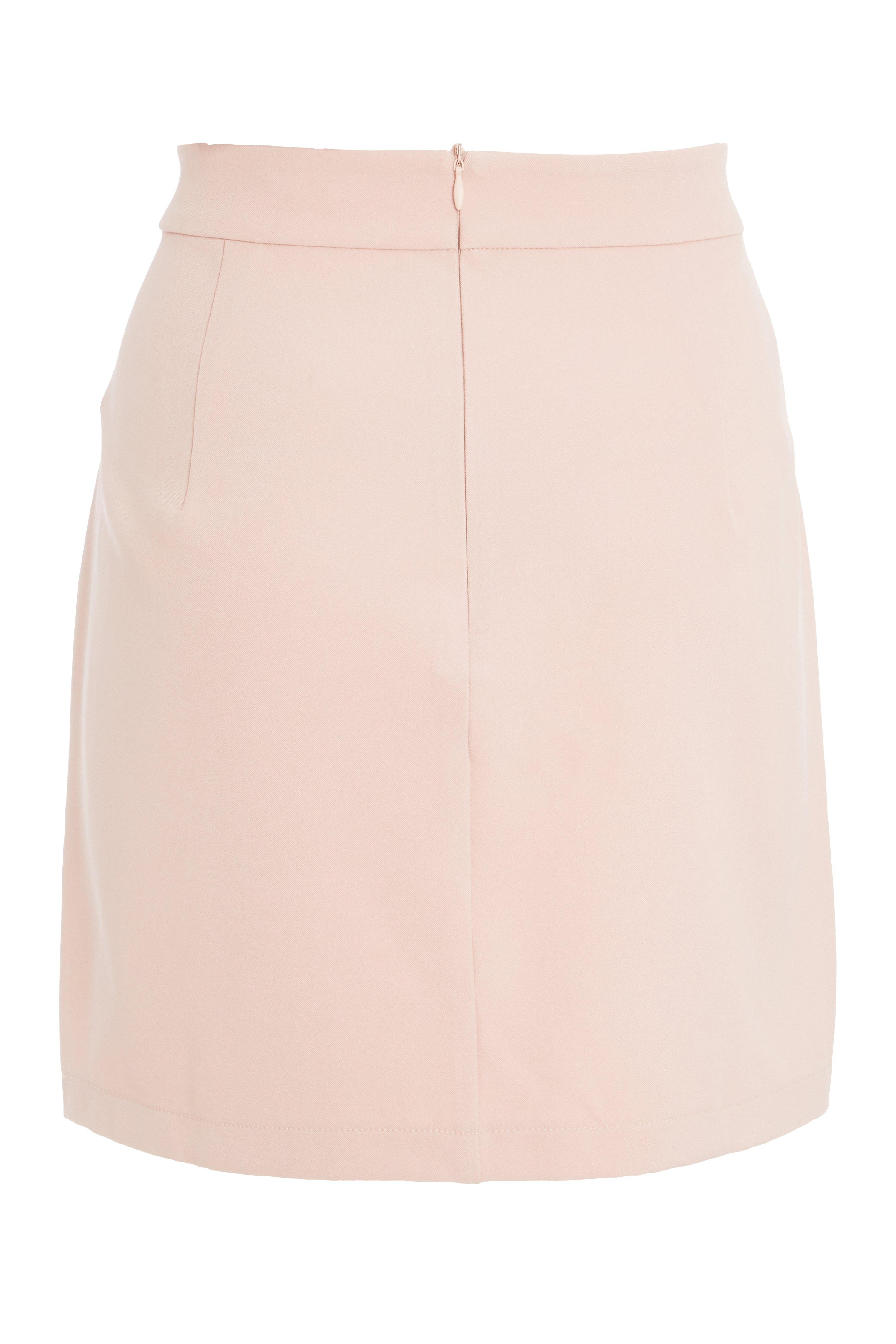 Mini pencil skirt top quiz