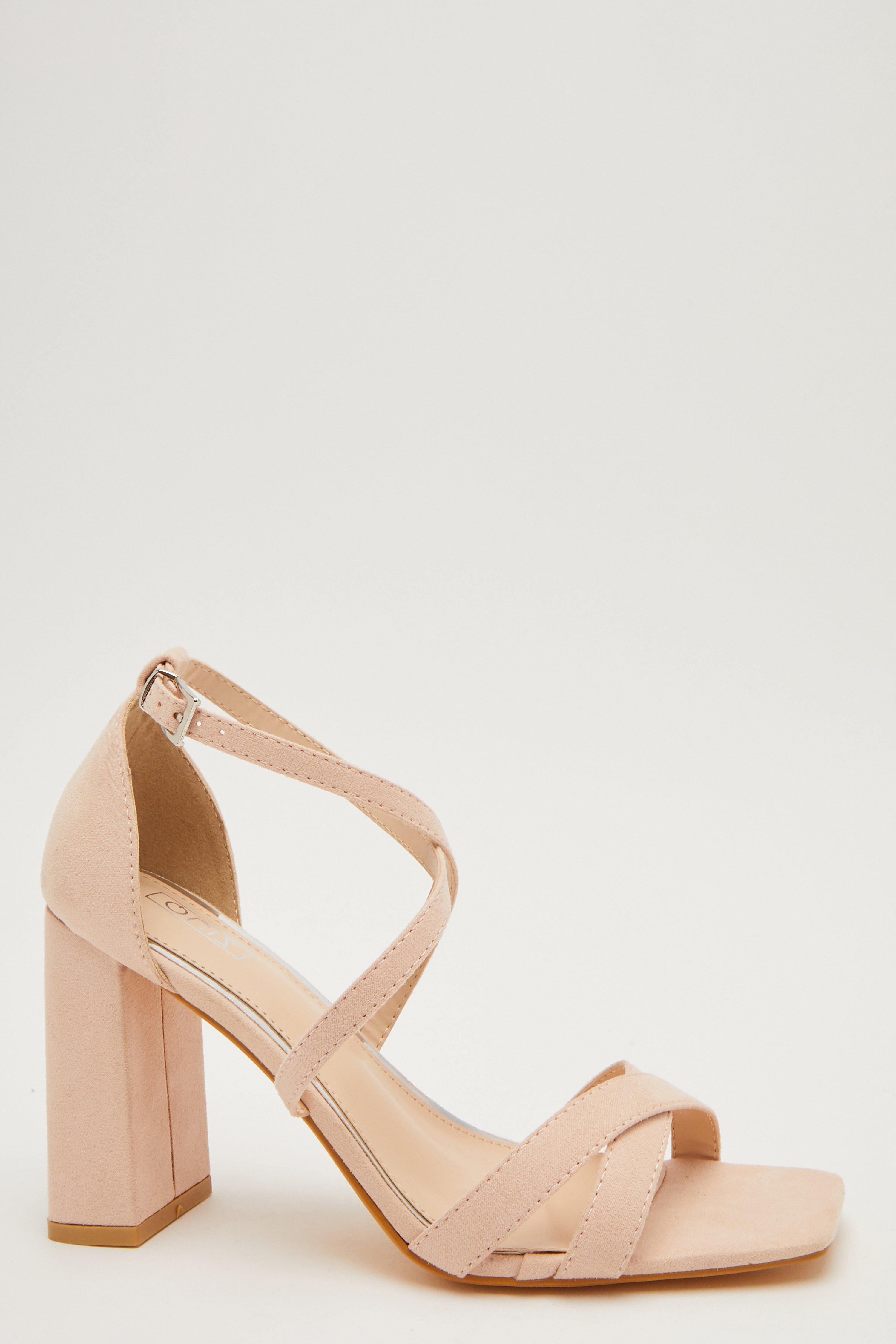 Quiz nude sale heels