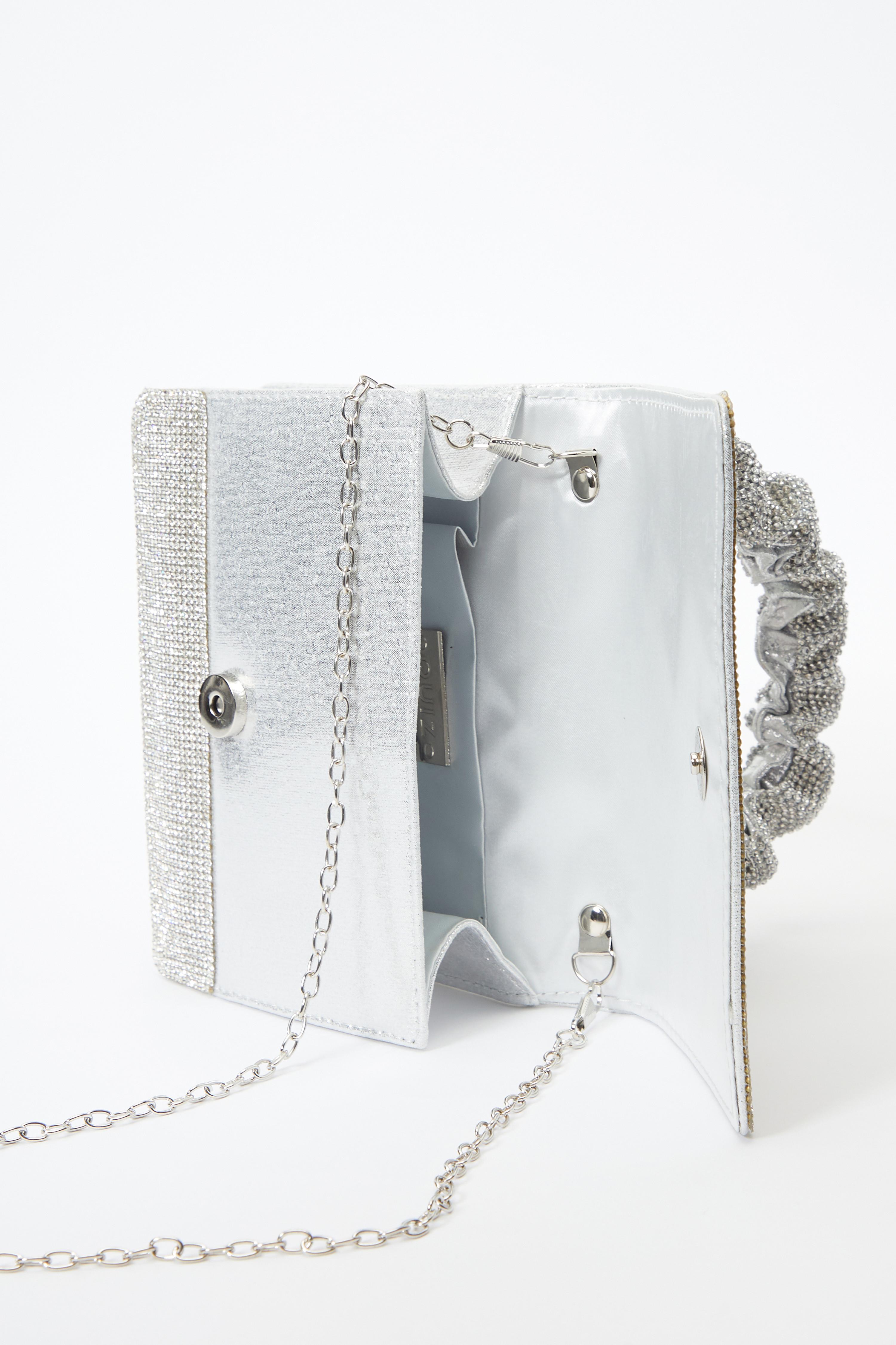 Quiz best sale silver bag