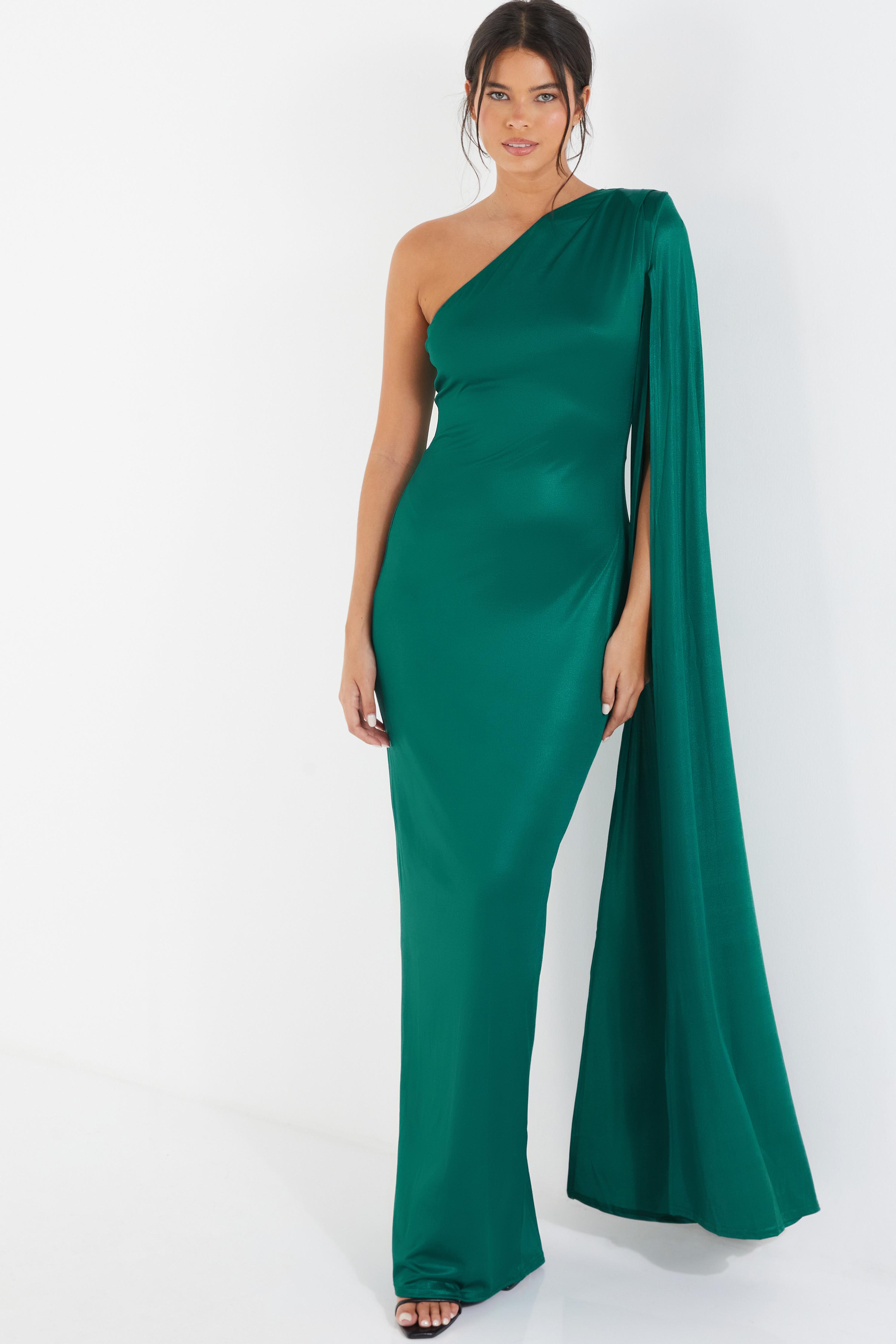 💚 Wearing drape maxi dress from @vkfashion2018 . Isn't this green
