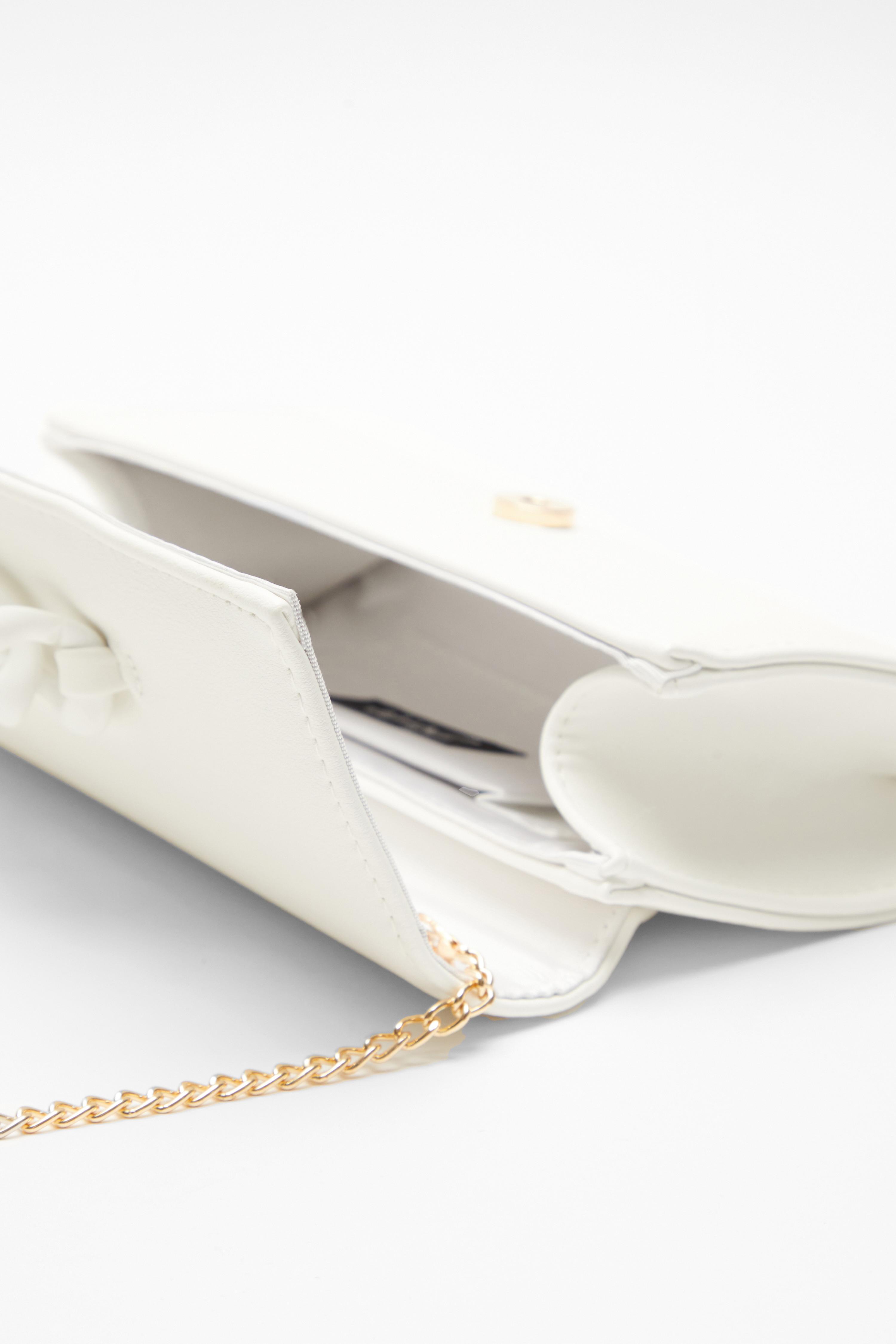 Quiz white outlet clutch bag