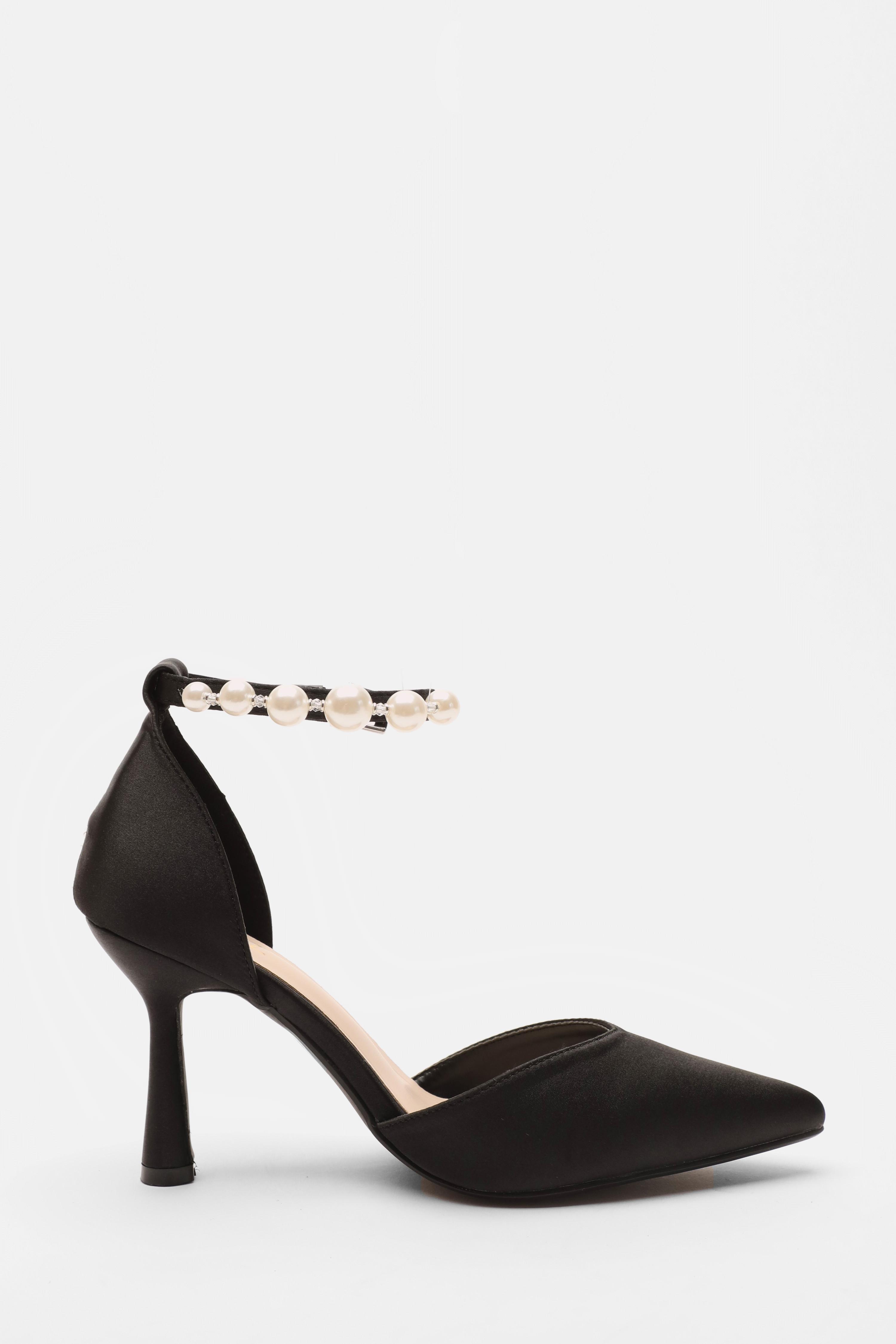 Black heels with pearls best sale on them