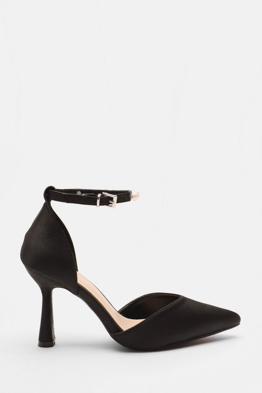 Strap 2025 court heels