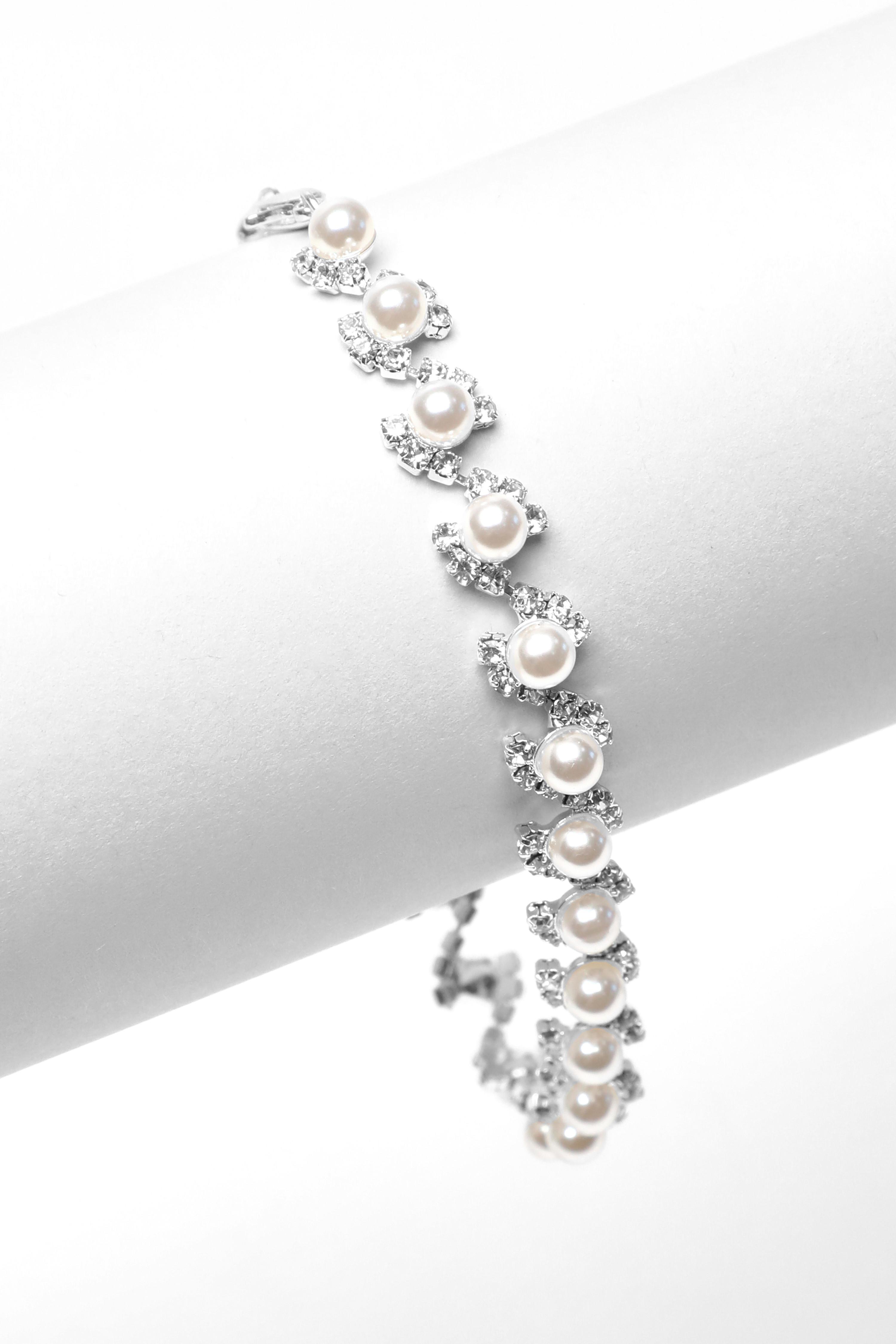 Pearl and diamante bracelet deals